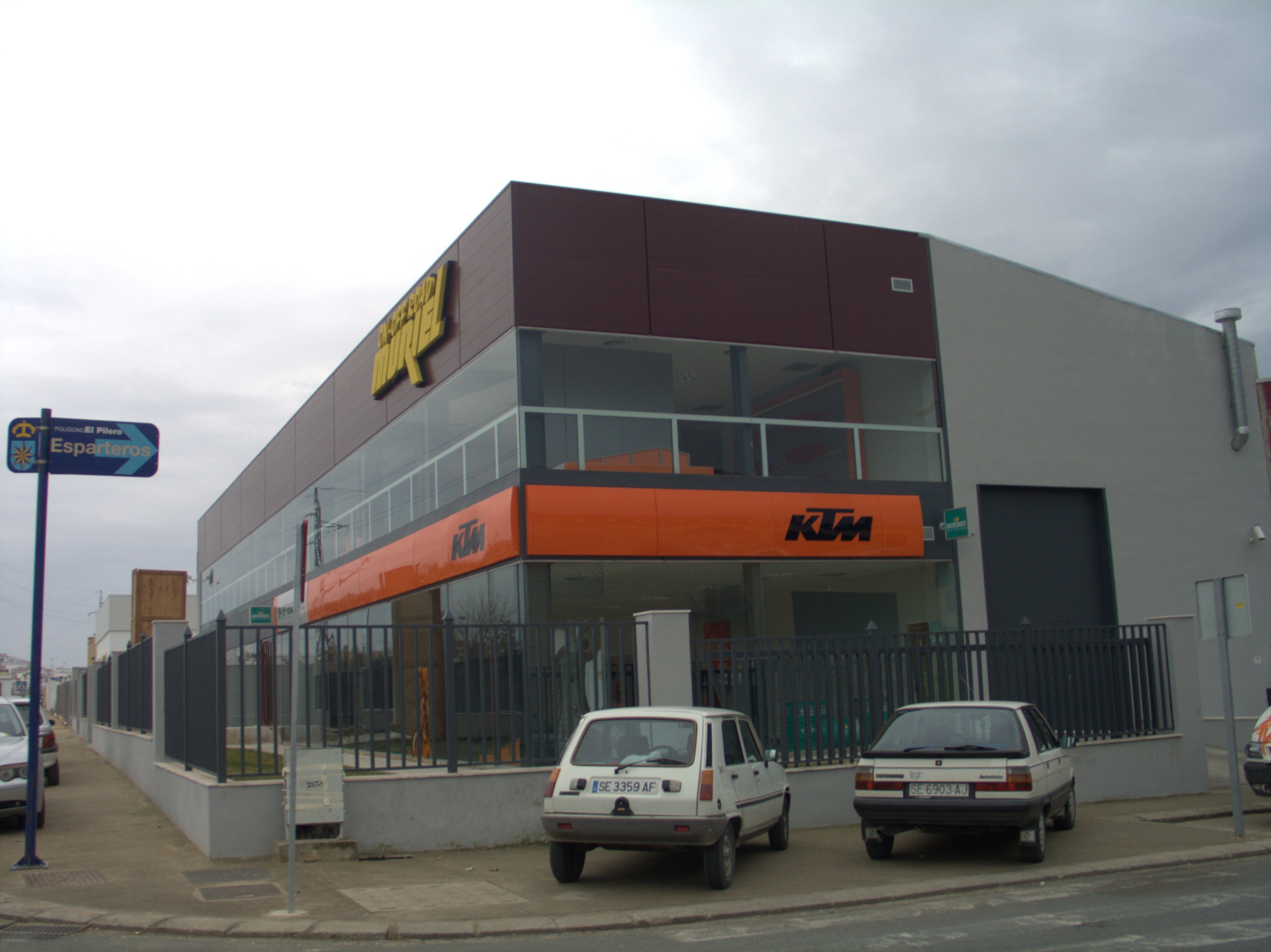 Nave comercial industrial